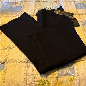 NWT DG2 Diane Gilman Black Jean straight leg 16